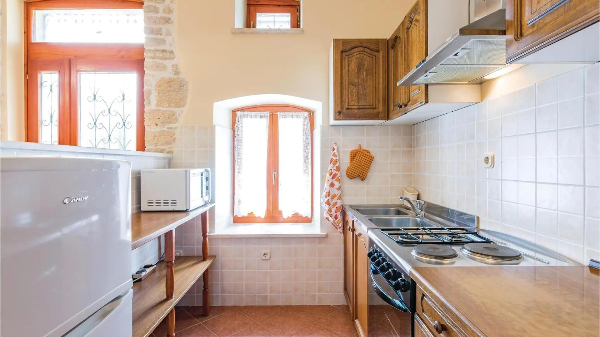 Gorgeous Home In Butkovici With Kitchen 0*, Butkovići