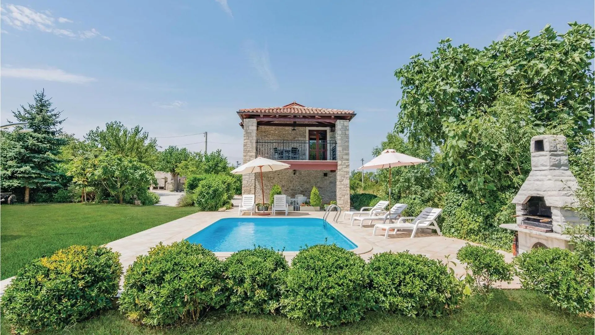 펜션 Gorgeous Home In Butkovici With Kitchen